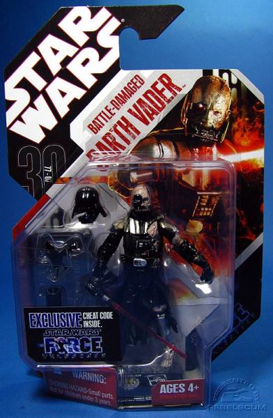 SW 30th - 08-12 Darth Vader (Battle Damage) - précommande