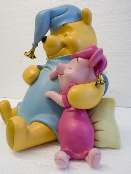 Sleeping Winnie the Pooh & Piglet