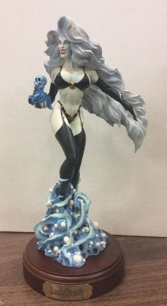 Lady Death limited edition statue