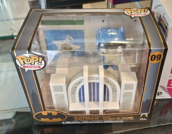 Batman with the Hall of Justice (Funko Pop)